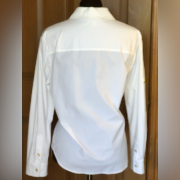 ST JOHN sS shirt Looks brand new!! Goldtone hardware and buttons - Picture 3 of 6